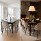 Amaretta matgrupp bord svart 6 stolar sammet beige.