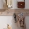Margit Armoire murale avec 5 crochets, imitation chane clair. 