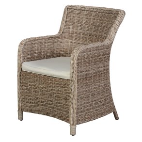 Gram hagestol model 3, inkl. pute, natur og off white.