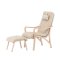 F�r� fauteuil met voetenbankje bruin.