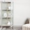 Garis vitrinsk�p 2 glasd�rrar beige.