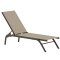 Kastos chaise longue beige.