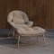 Cala fauteuil lounge avec repose-pieds beige.