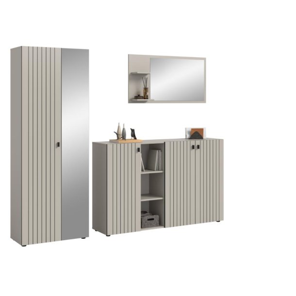 Station garderobe opstelling kashmir decor.