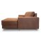 Nordic sofa med sjeselong hyrevent cognacfarget skinn.
