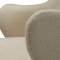 Bae Dan-Form matstol med armstöd bouclé offwhite.