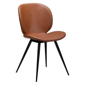Cloud Dan-Form spisestuestol PU kunstlder cognac farvet.