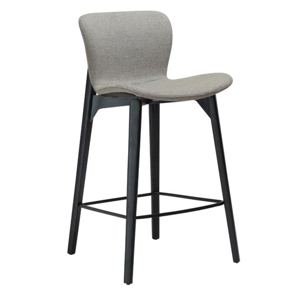 Paragon Dan-Form lnestol bouclé lysebrun.